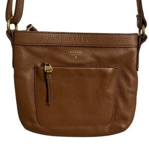 Fossil Pebbled Leather Crossbody Bag Camel Brown Everyday Casual Pockets Purse